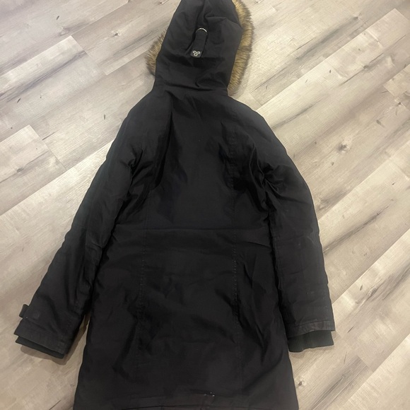 TNA WINTER JACKET EUC Size small - Picture 5 of 8